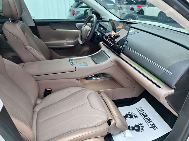 Фото 7 - Leapmotor C11