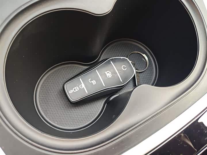 Фото 9 - BYD Qin Plus