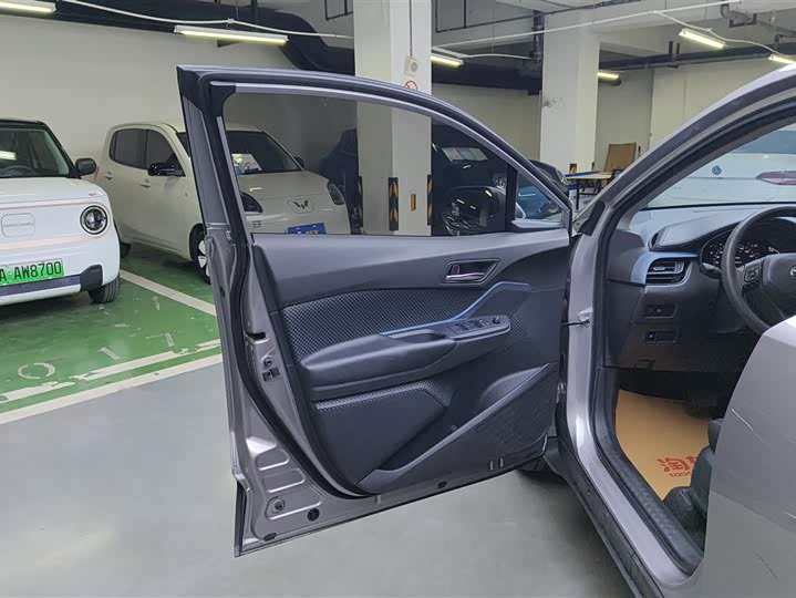 Фото 7 - Toyota Izoa