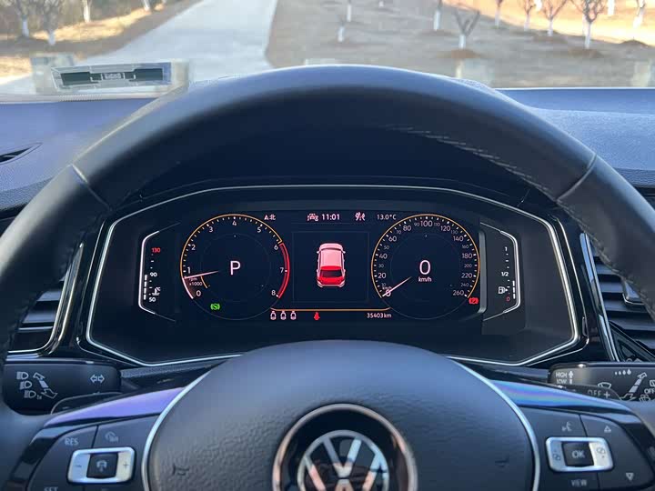 Фото 7 - Volkswagen T-Roc