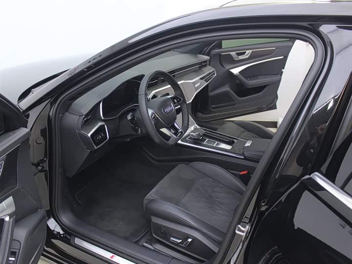 Фото 6 - Audi A6L