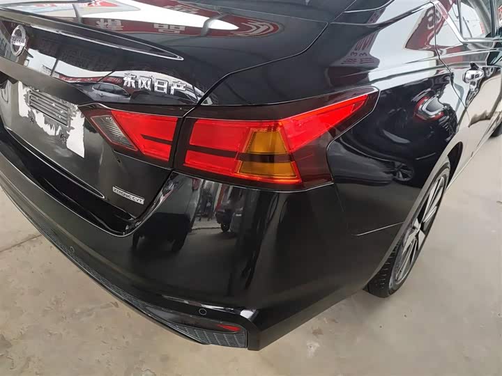 Фото 8 - Nissan Teana