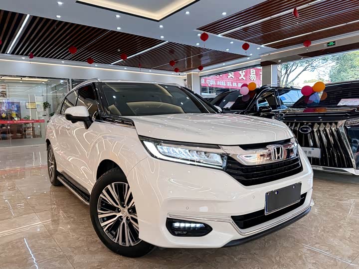 Фото 3 - Honda Avancier