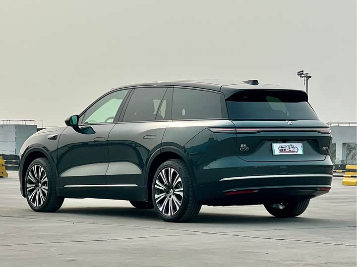 Фото 3 - Nio ES8