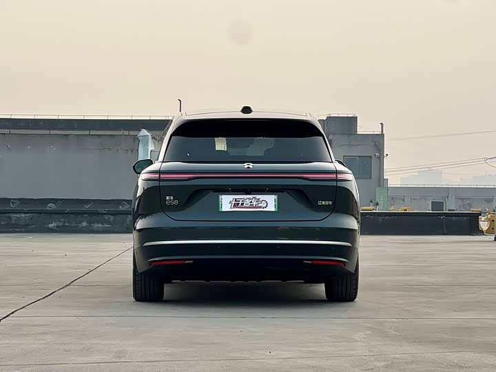 Фото 4 - Nio ES8