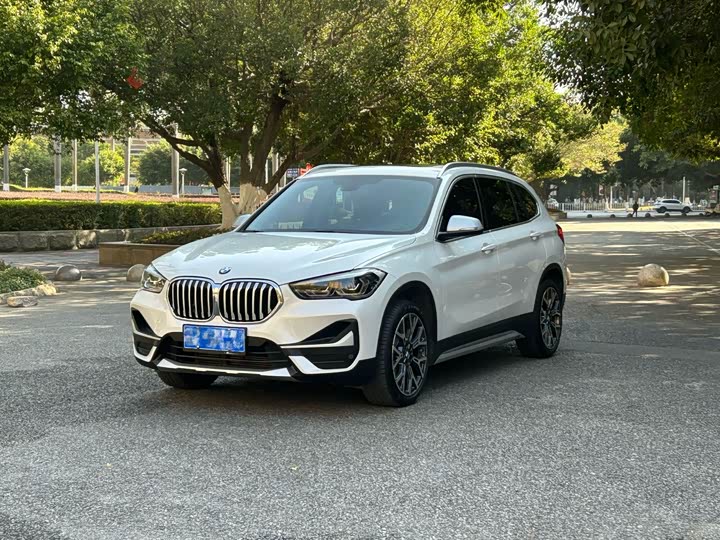 Фото 1 - BMW X1