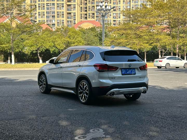 Фото 6 - BMW X1