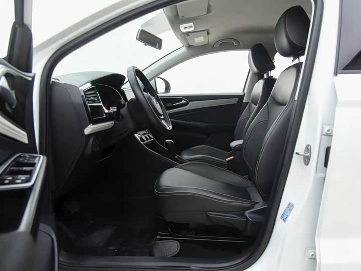 Фото 7 - Jetta VS5