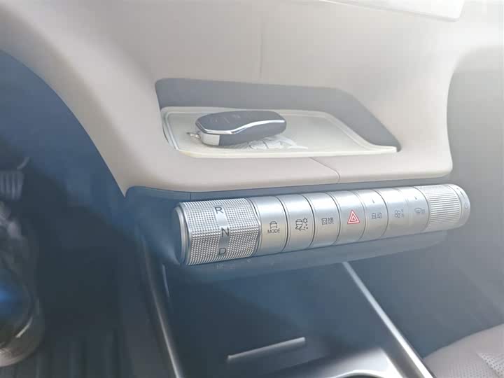 Фото 6 - BYD Dolphin