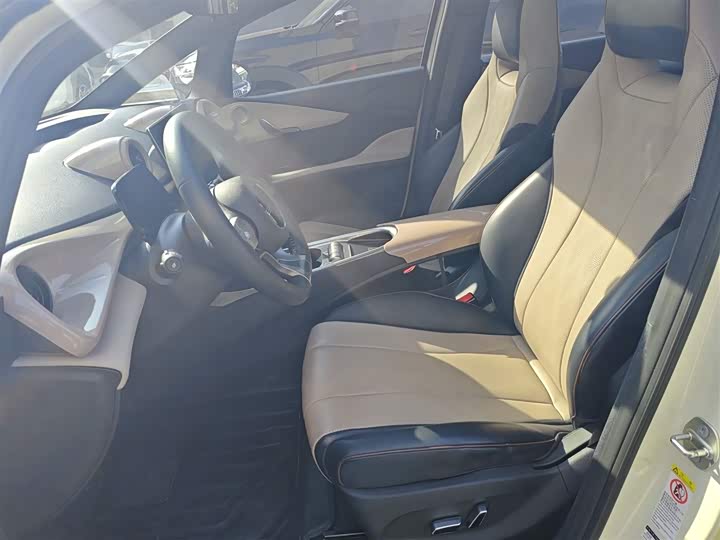 Фото 7 - BYD Dolphin