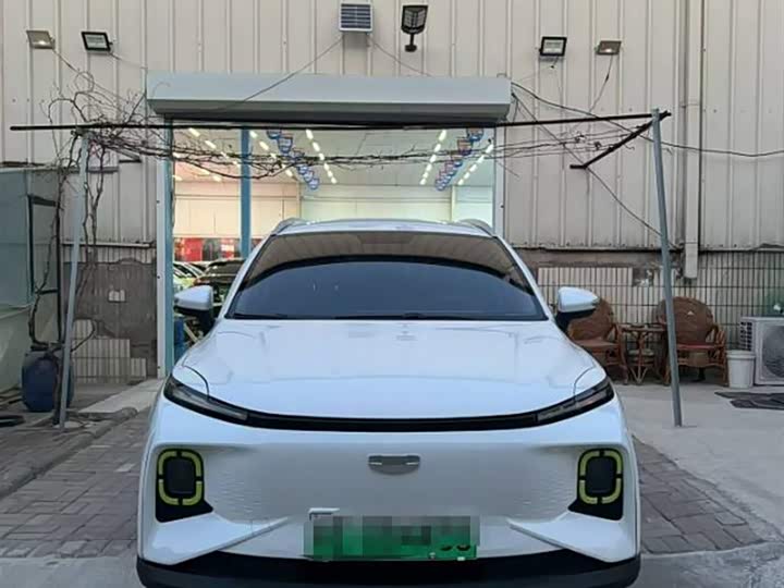 Фото 2 - Geely Geometry E Firefly