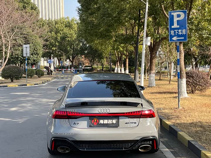 Фото 5 - Audi RS 7