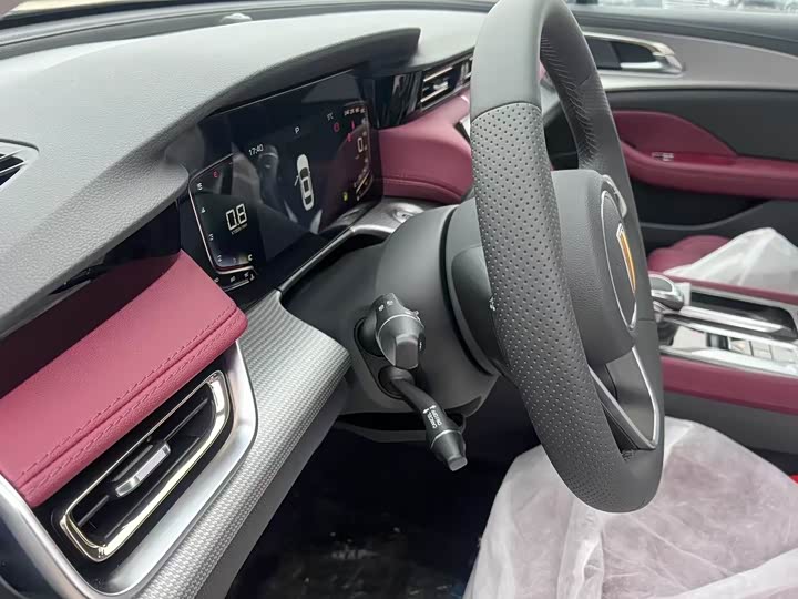 Фото 8 - Hongqi H5