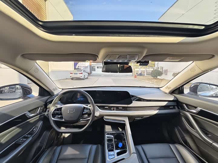 Фото 6 - Bestune B70