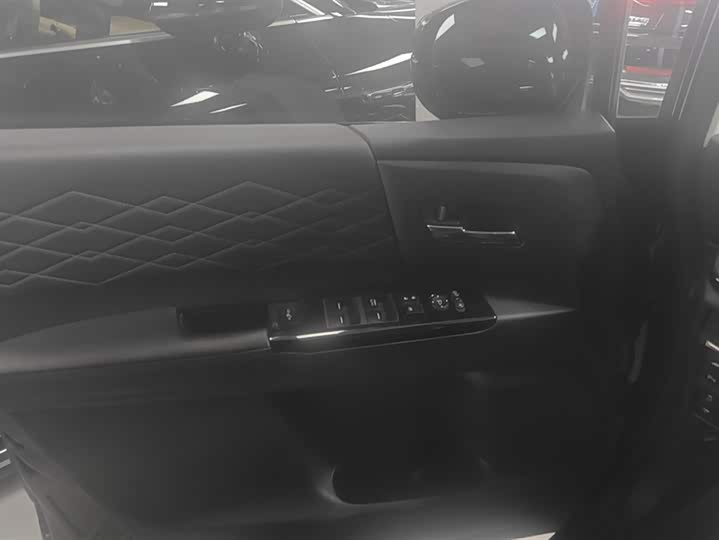 Фото 7 - Honda Elysion