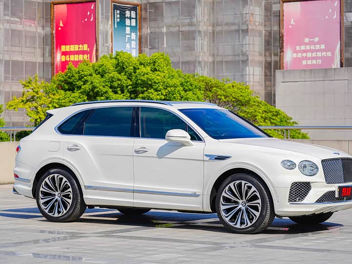 Фото 2 - Bentley Bentayga