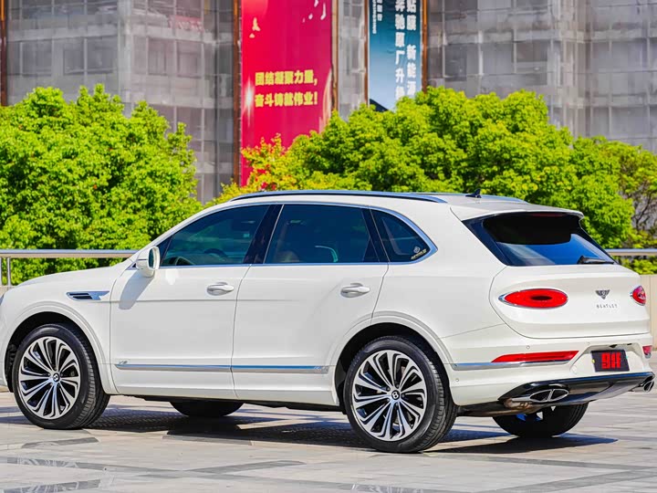 Фото 4 - Bentley Bentayga