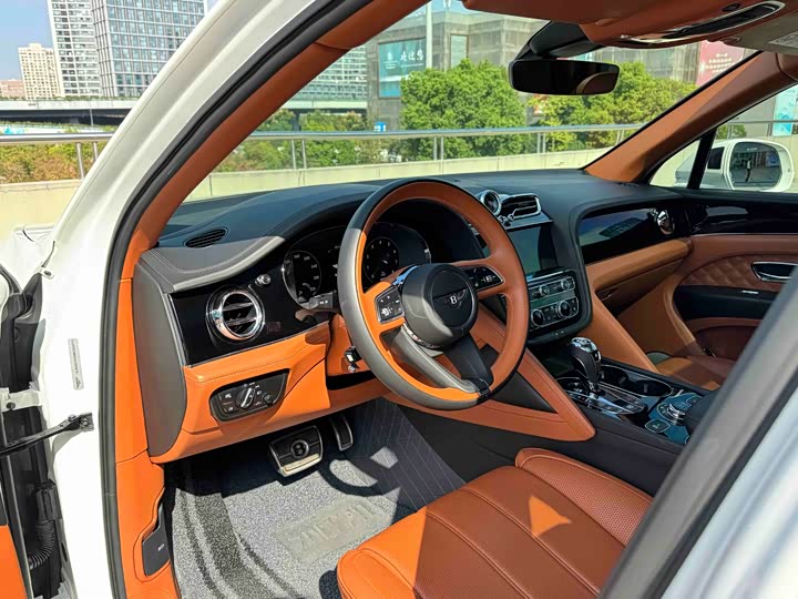 Фото 7 - Bentley Bentayga