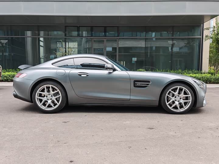 Фото 9 - Mercedes-Benz AMG GT