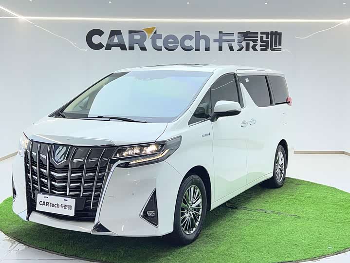 Фото 1 - Toyota Alphard