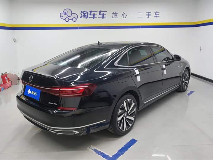 Фото 3 - Volkswagen Passat