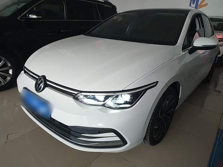 Фото 1 - Volkswagen Golf