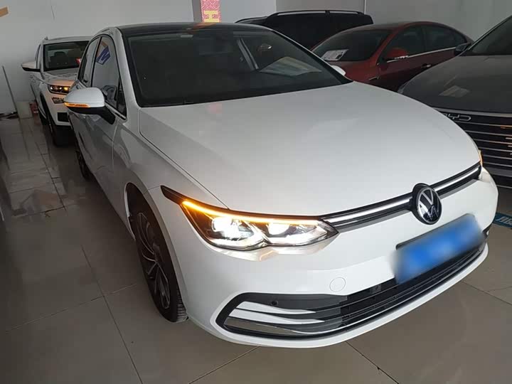 Фото 4 - Volkswagen Golf