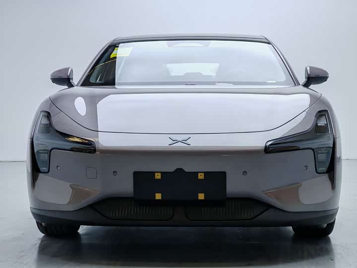 Фото 2 - XPeng Mona M03