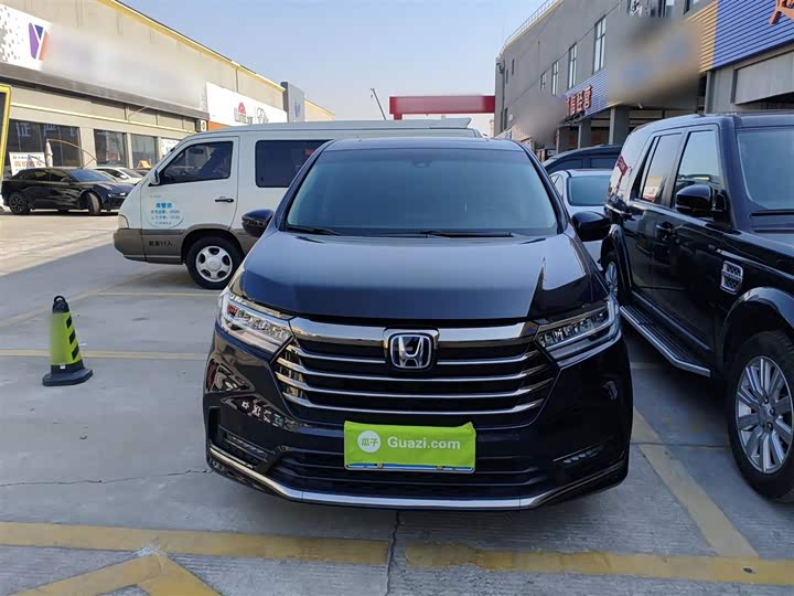 Фото 3 - Honda Odyssey