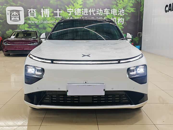 Фото 2 - XPeng G9