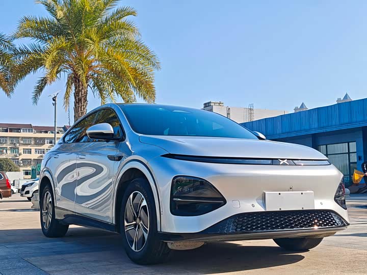 Фото 3 - XPeng G6