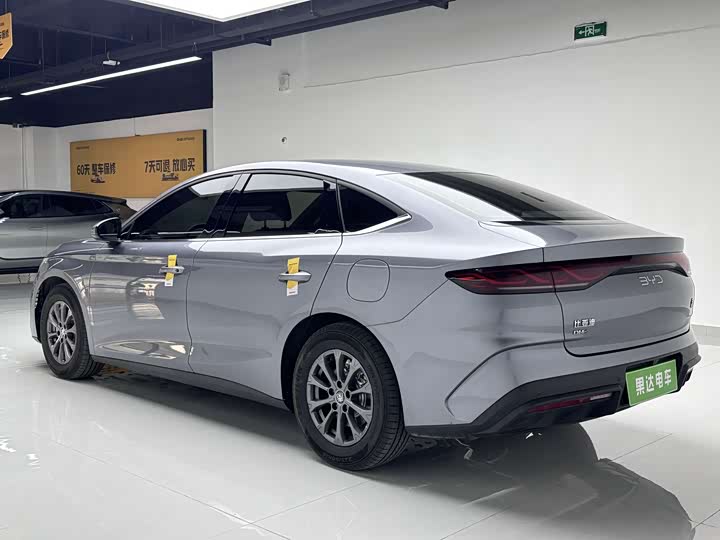 Фото 7 - BYD Qin L