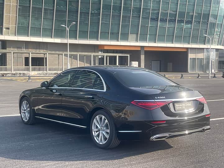 Фото 9 - Mercedes-Benz S-Class