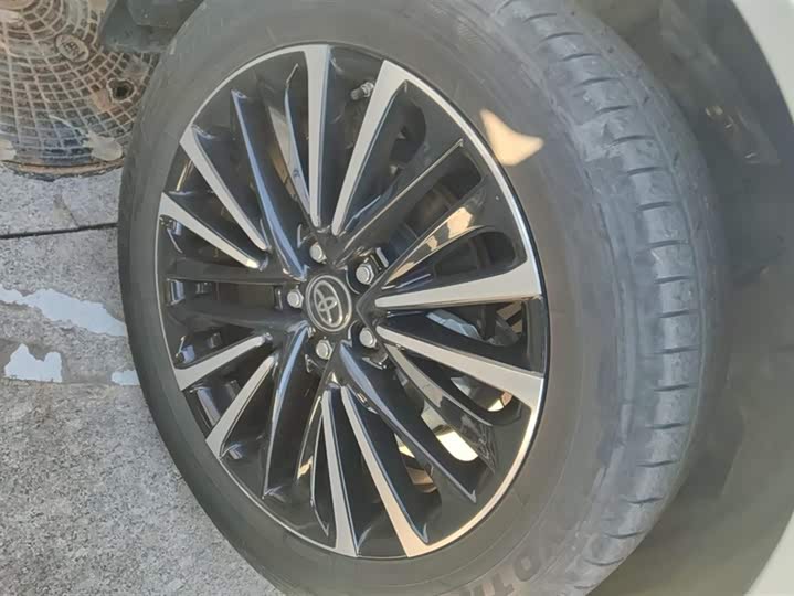 Фото 6 - Toyota Venza