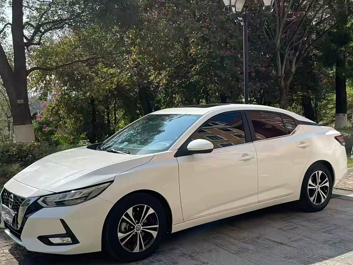 Фото 1 - Nissan Sylphy