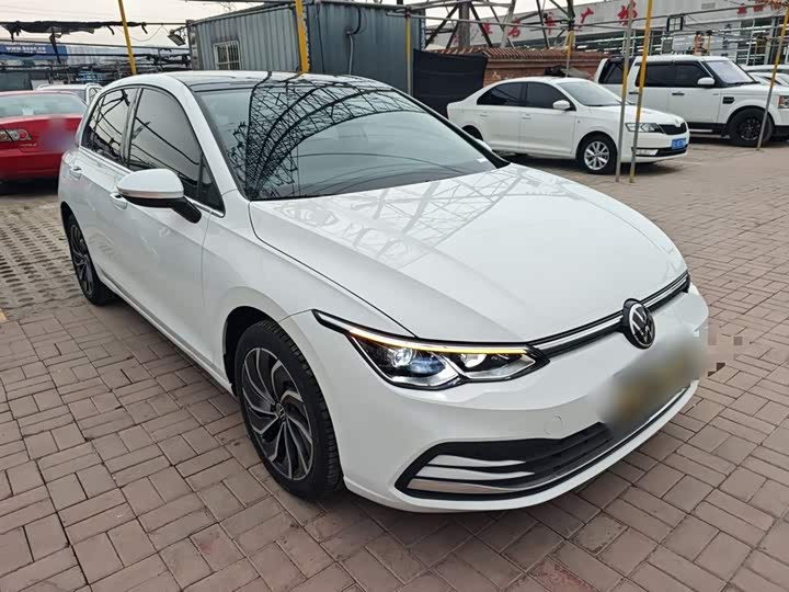 Фото 4 - Volkswagen Golf