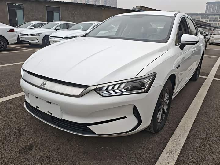 Фото 2 - BYD Qin Plus