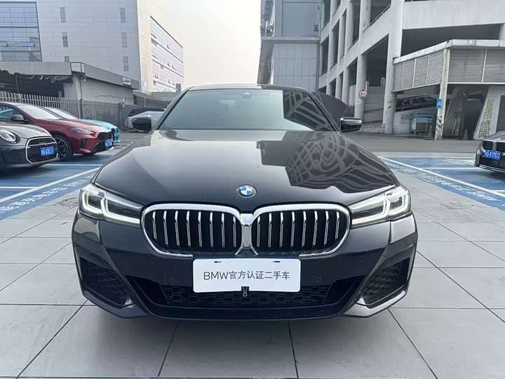 Фото 2 - BMW 5 Series