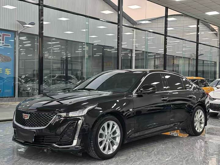 Фото 1 - Cadillac CT5