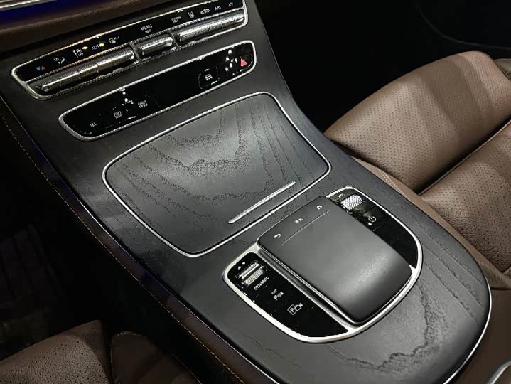 Фото 6 - Mercedes-Benz E-Class Hybrid