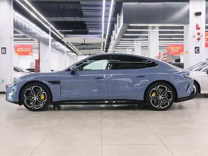 Фото 3 - Xiaomi SU7