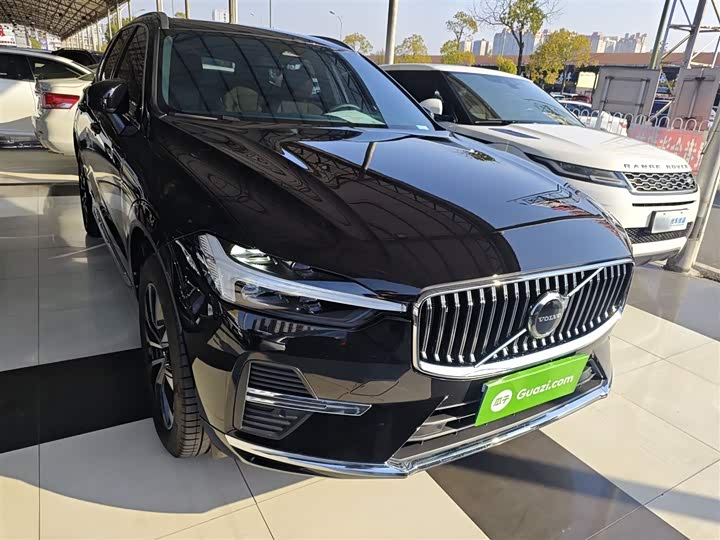 Фото 4 - Volvo XC60