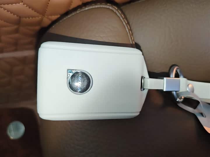 Фото 9 - Volvo XC60