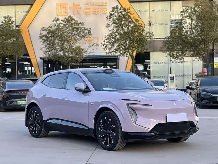 Фото 3 - Avatr 07