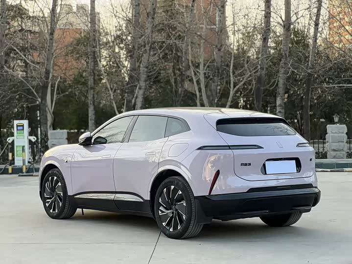 Фото 9 - Avatr 07