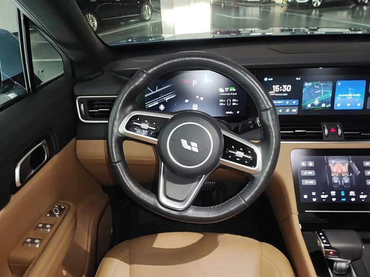 Фото 3 - LiXiang One