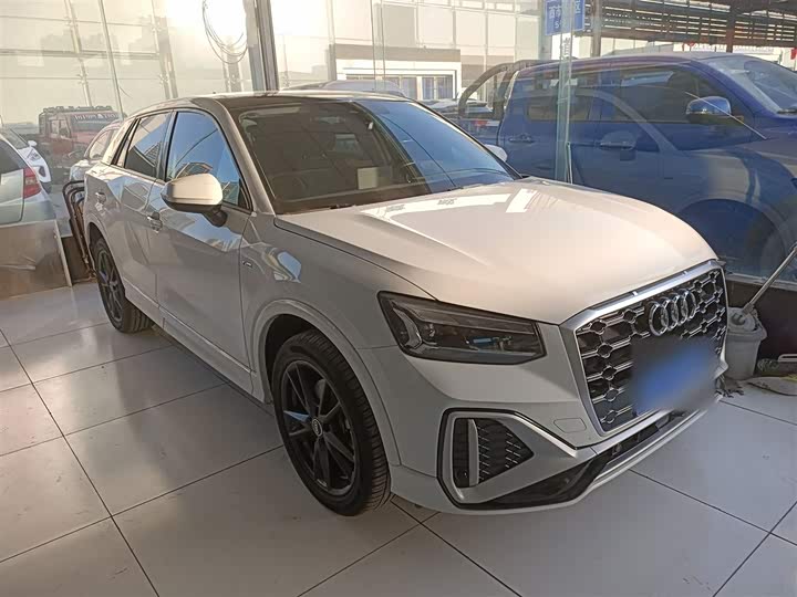 Фото 4 - Audi Q2L