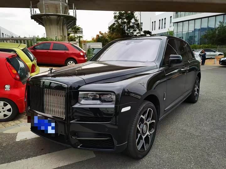 Фото 1 - Rolls-Royce Cullinan
