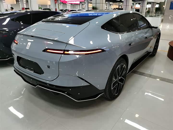 Фото 7 - Avatr 12