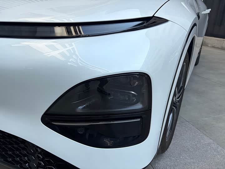 Фото 3 - XPeng G6